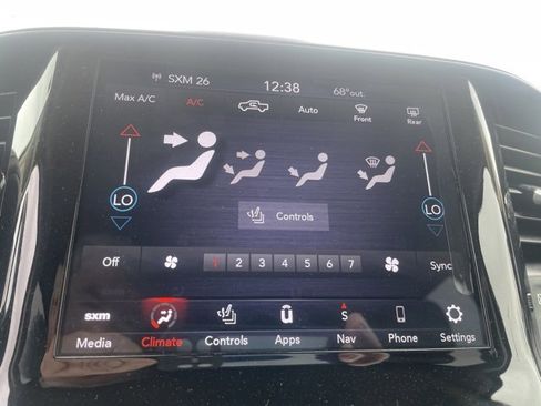 Used 2020 RAM 1500 Laramie image 37