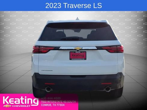 Used 2023 Chevrolet Traverse LS w/ Safety Package image 7