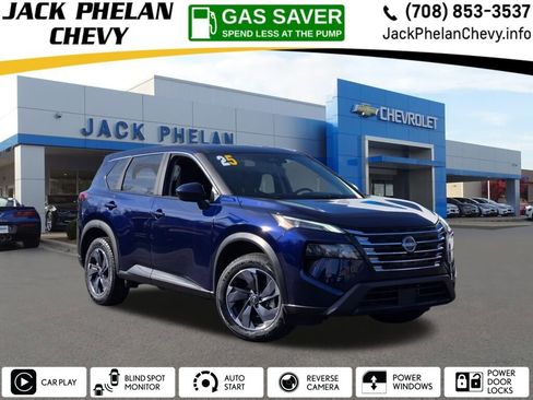 Used 2025 Nissan Rogue SV image 1