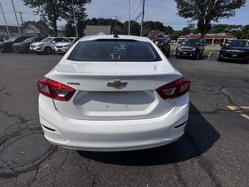 Certified 2017 Chevrolet Cruze LS FWD image 6