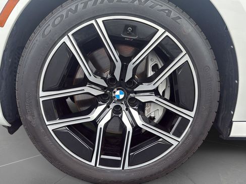 Certified 2023 BMW 740i w/ Parking Assistance Package RWD image 10
