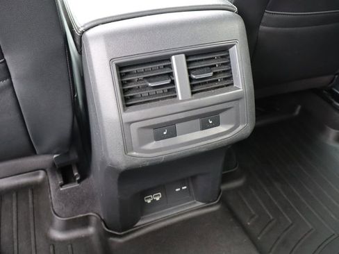 Used 2020 Volkswagen Atlas Cross Sport SEL Premium R-Line image 46