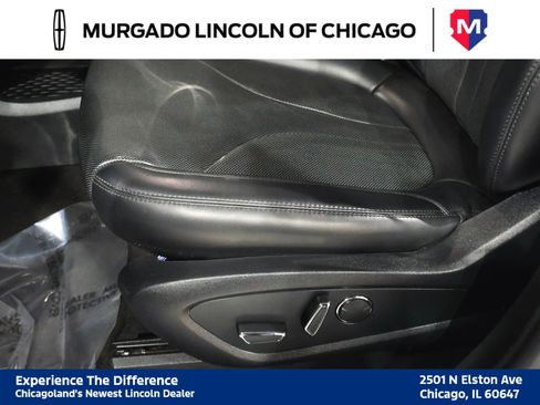 Used 2021 Lincoln Nautilus Reserve w/ Monochromatic Package image 20