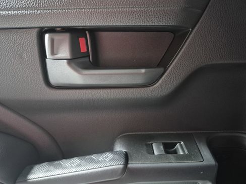 New 2026 Toyota 4Runner 4WD image 31