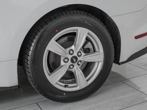 Used 2021 Ford Mustang Coupe image 46