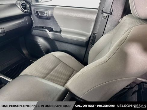 Used 2020 Toyota Tacoma SR RWD image 21