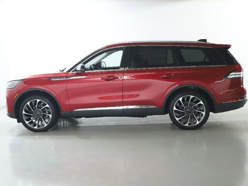 Certified 2025 Lincoln Aviator Reserve w/ Equipment Group 201A image 38