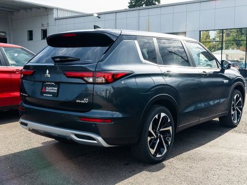 New 2025 Mitsubishi Outlander SE AWD/4WD image 6