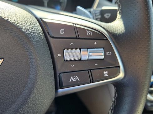 Used 2023 Genesis G70 2.0T w/ Sport Prestige Package image 27