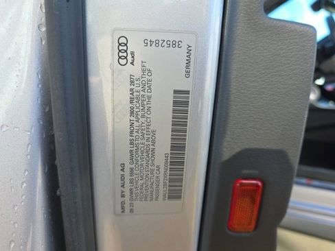 Used 2024 Audi A6 Premium Plus image 8