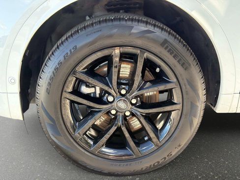 Used 2025 Land Rover Discovery Sport S AWD/4WD image 19