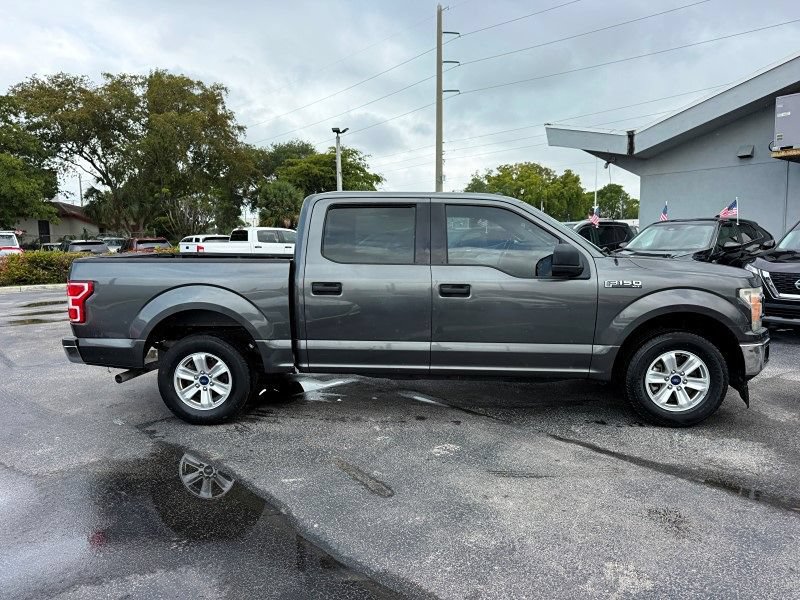 Used 2018 Ford F150 XLT w/ Trailer Tow Package RWD image 4