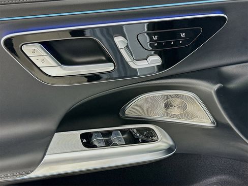 New 2026 Mercedes-Benz E 53 AMG e 4MATIC Sedan image 19