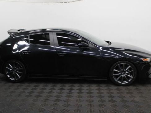 Used 2019 MAZDA MAZDA3 AWD Hatchback image 5