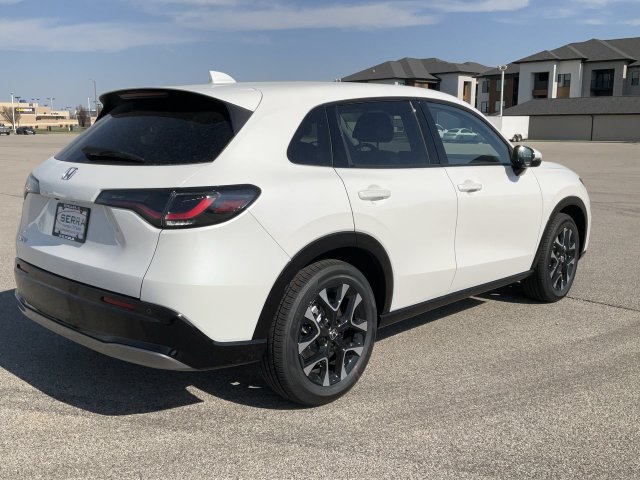 New 2027 Honda HR-V EX-L image 14