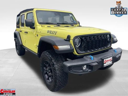 Used 2024 Jeep Wrangler Unlimited AWD/4WD image 1