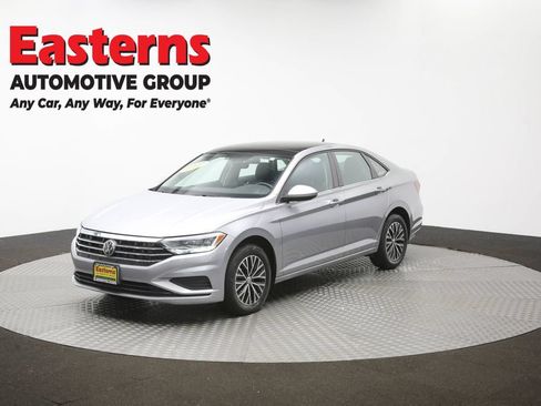Used 2020 Volkswagen Jetta SE w/ SE Cold Weather Package FWD image 56