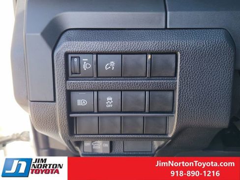 Used 2025 Toyota Tacoma SR image 23