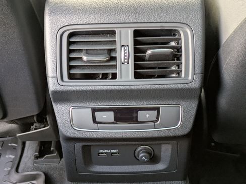 Certified 2024 Audi Q5 e Premium Plus w/ Premium Plus Package image 24