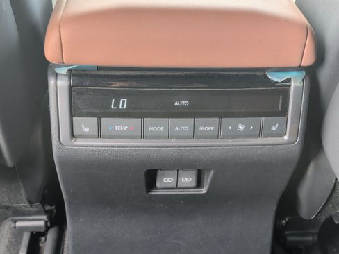 Certified 2024 Lexus GX 550 w/ Accessory Package (Z1) AWD/4WD image 26