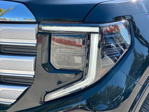 Used 2024 GMC Sierra 1500 SLE w/ Preferred Package image 37