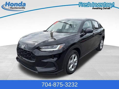 Used 2023 Honda HR-V LX image 4