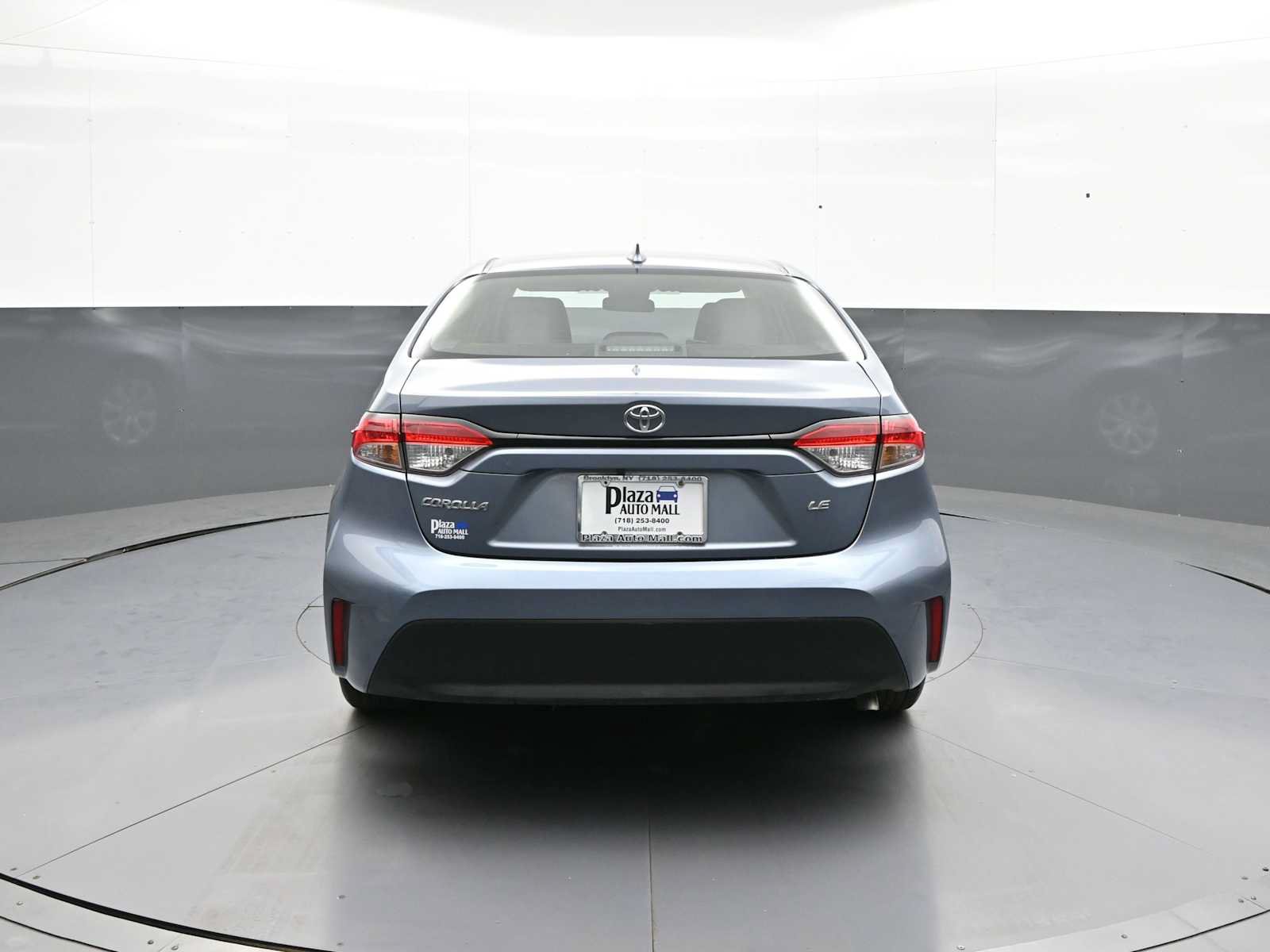 Used 2025 Toyota Corolla LE FWD image 7