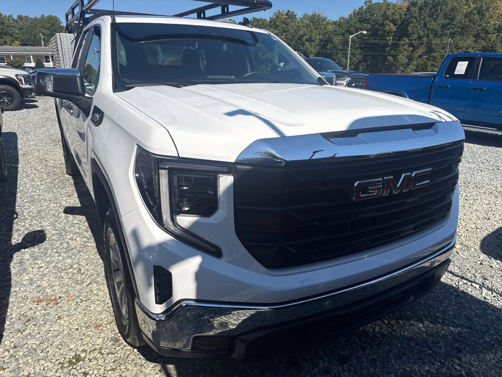 Used 2024 GMC Sierra 1500 Pro w/ Pro Value Package RWD image 2