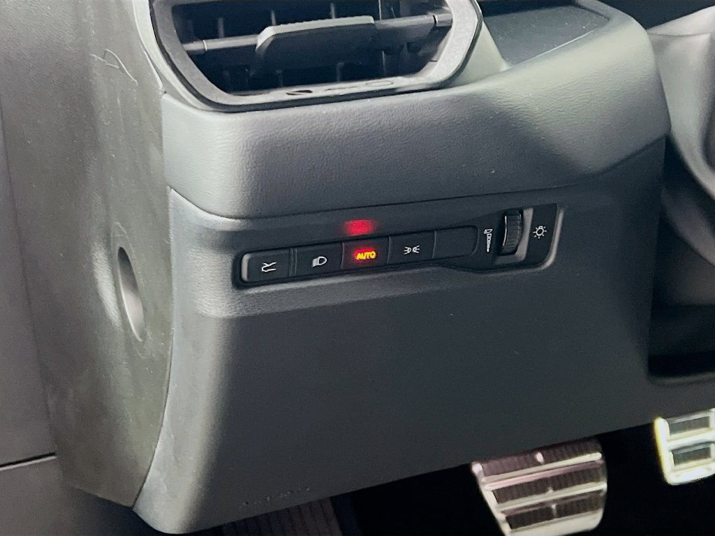 New 2026 Dodge Charger R/T AWD/4WD image 10