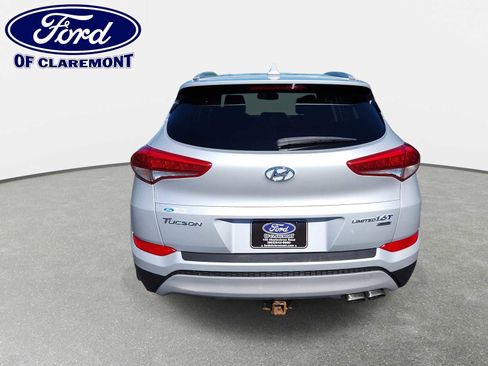 Used 2017 Hyundai Tucson Limited w/ Cargo Package AWD/4WD image 17
