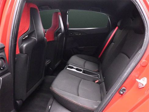 Used 2018 Honda Civic Type R image 15