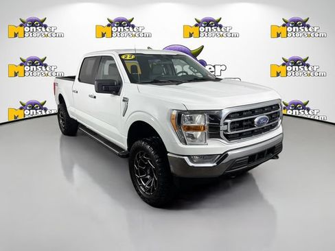 Used 2022 Ford F150 XLT w/ XTR Package AWD/4WD image 3
