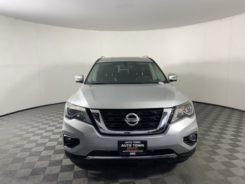 Used 2019 Nissan Pathfinder SL image 4