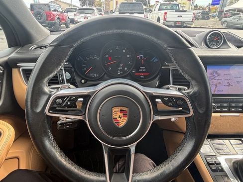 Used 2017 Porsche Macan AWD/4WD image 13