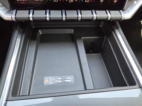 New 2026 GMC Acadia Elevation FWD image 14