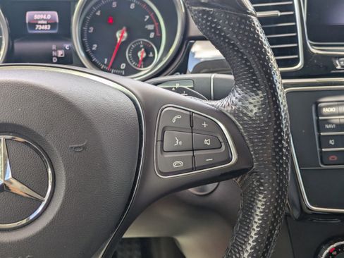 Used 2019 Mercedes-Benz GLE 400 4MATIC image 19