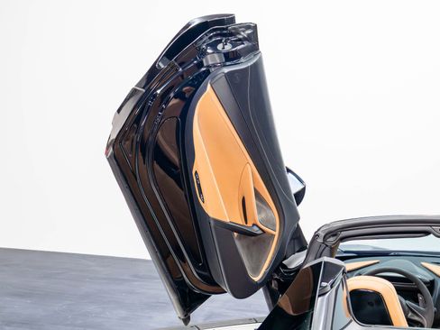 Used 2019 McLaren 720S Luxury RWD image 51