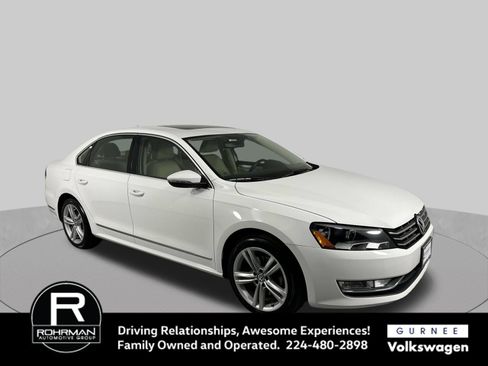 Used 2012 Volkswagen Passat TDI SE FWD image 3