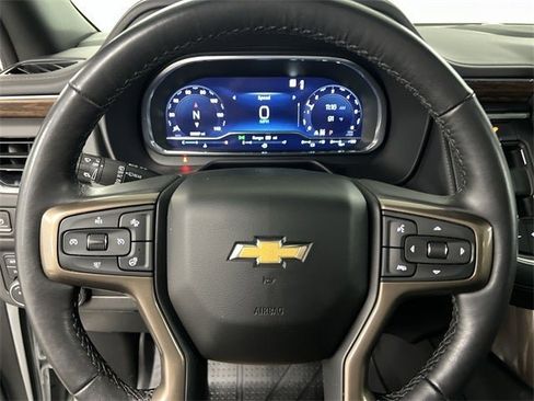 Used 2023 Chevrolet Suburban High Country image 46