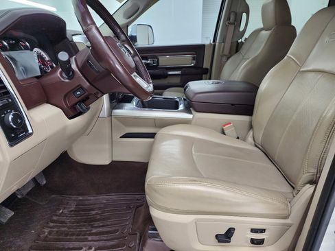 Used 2018 RAM 3500 Laramie image 8