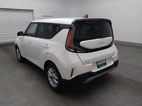 Used 2025 Kia Soul LX image 5