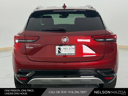Used 2023 Buick Envision Essence w/ Sport Touring Package AWD/4WD image 6