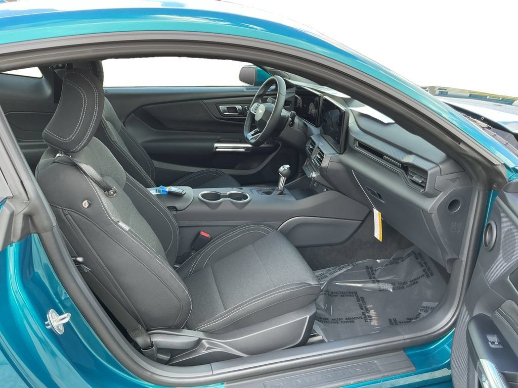 Used 2026 Ford Mustang Coupe RWD image 27