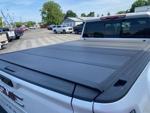 Used 2025 GMC Sierra 2500 Denali w/ Denali Reserve Package AWD/4WD image 36