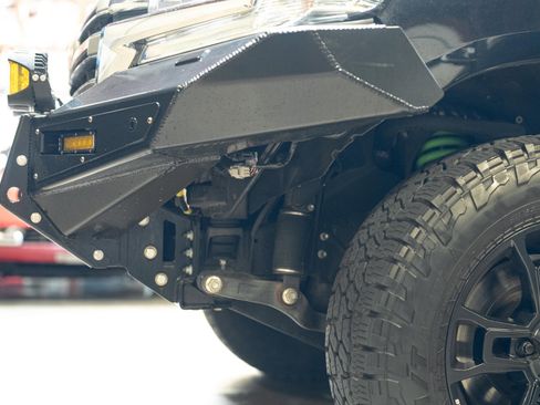 Used 2019 Toyota Land Cruiser image 57