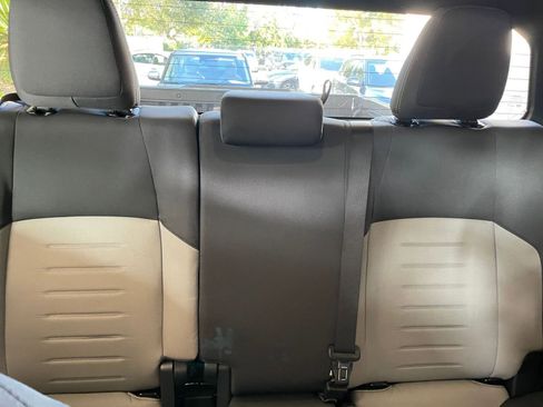 Used 2025 Toyota Tacoma SR image 36