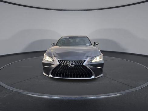 Used 2025 Lexus ES 350 w/ Premium Package FWD image 4