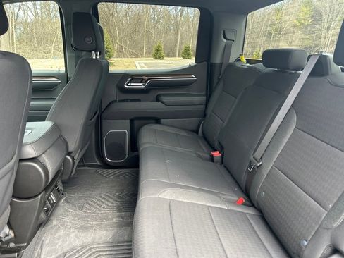 Used 2023 Chevrolet Silverado 1500 RST AWD/4WD image 13