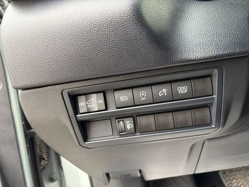 Used 2025 Toyota Tundra SR5 AWD/4WD image 26