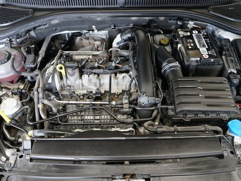 Used 2021 Volkswagen Jetta S w/ Driver Assistance Package image 44